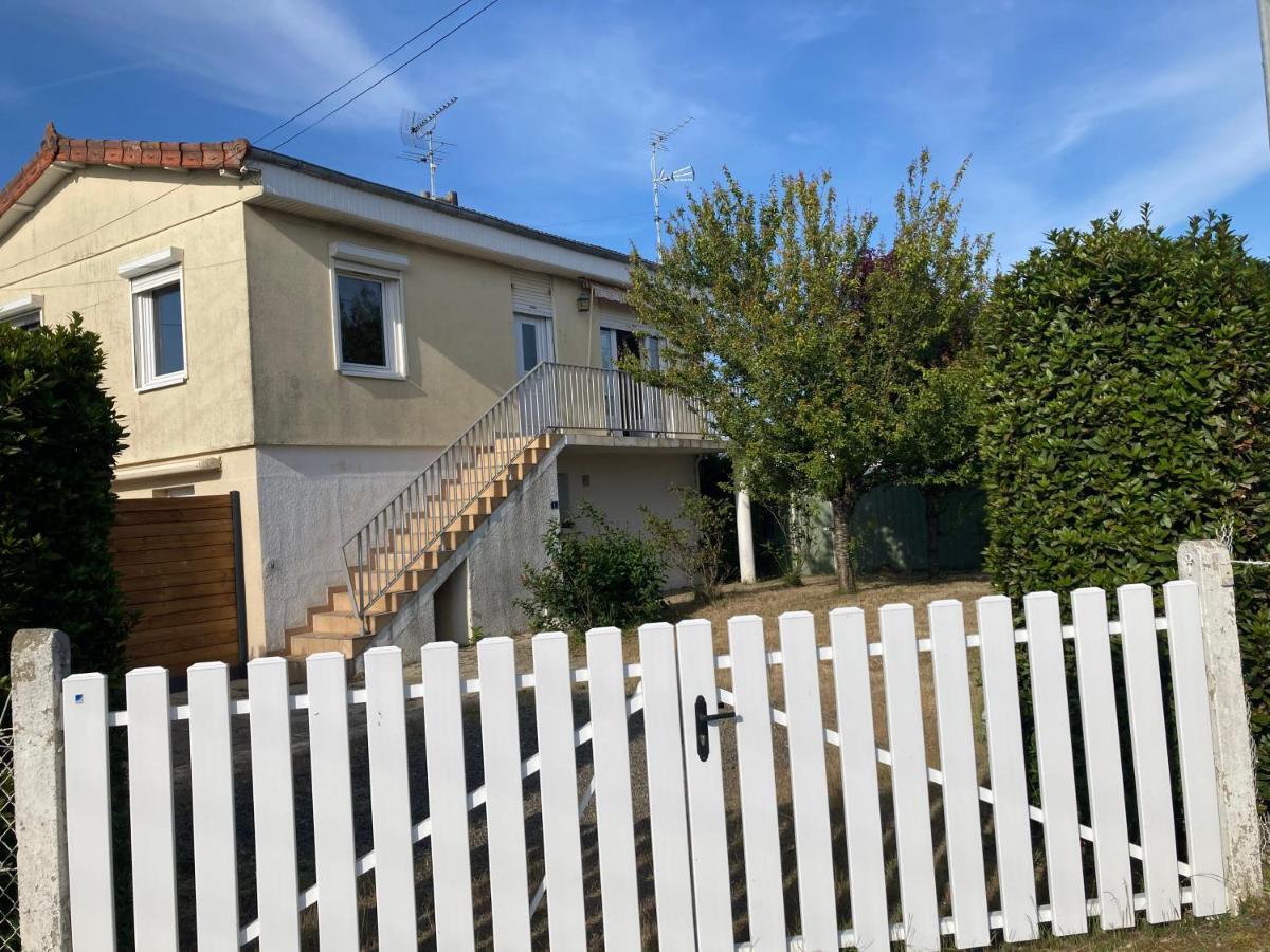 Maison De Vacances Brehal Exterior photo
